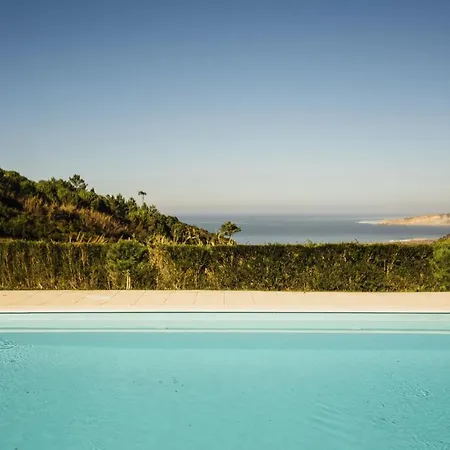 Tradewinds - By Sch * Sao Martinho do Porto