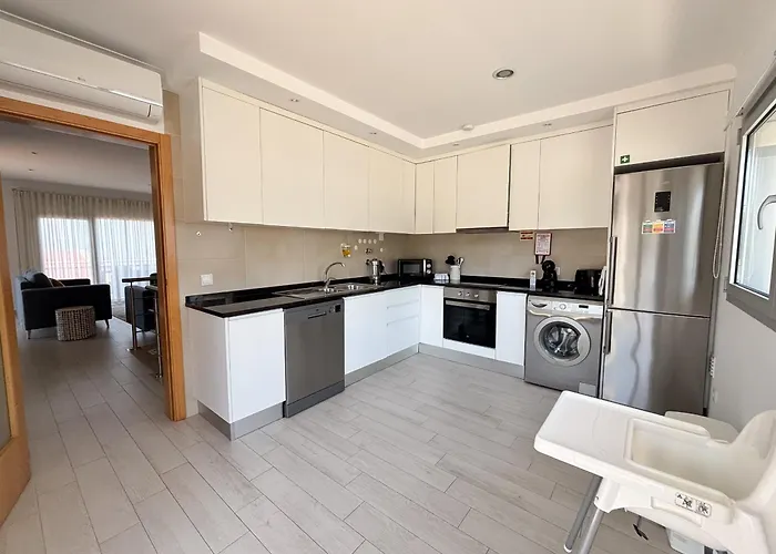 Apartment Serene View - By Sch